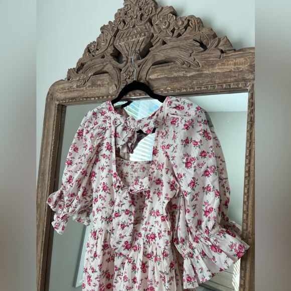 New Look tie back shirred smock dress in
white floral size 2 worn once - Picture 9 of 13